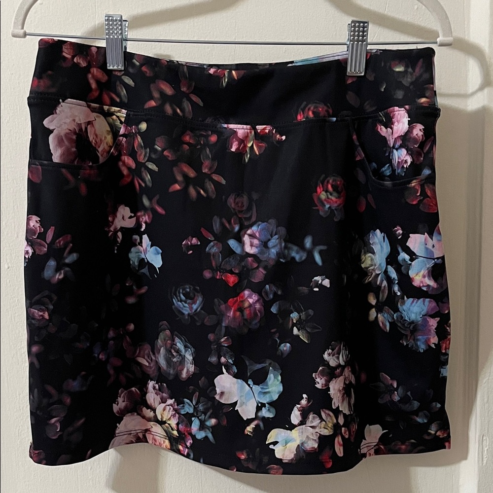 Ryandrew RAD Floral Black Skirt with inner shorts, Medium